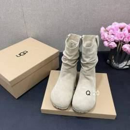 Picture of UGG Shoes _SKUUGGsz35-40XX102319851